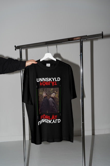 Sort Unnskyld, förlåt T-shirt
