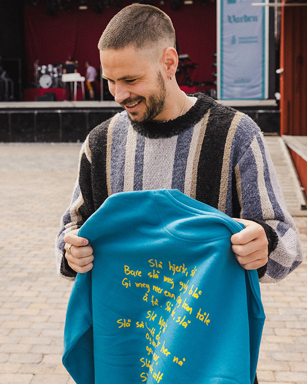 Beat Heart, Beat Sweater